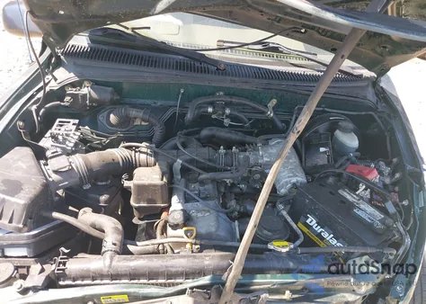 2003 Toyota Tacoma from USA, damaged, VIN 5TEVL52N93Z160188